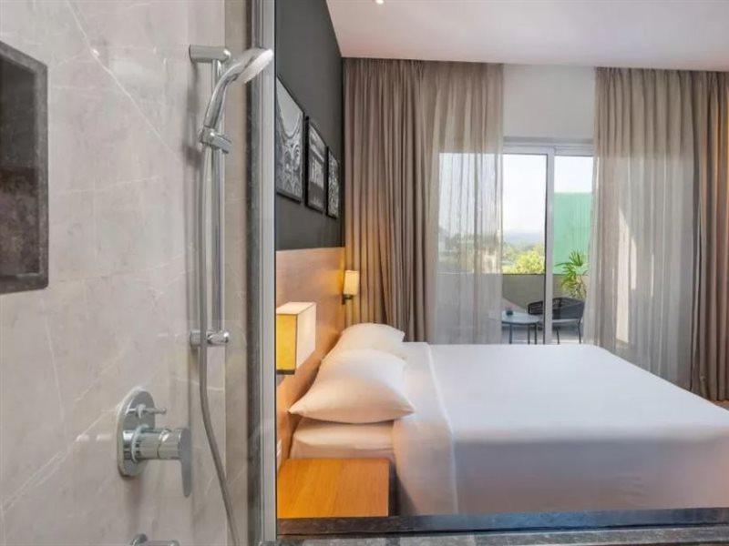 Park Inn By Radisson Gwalior Esterno foto