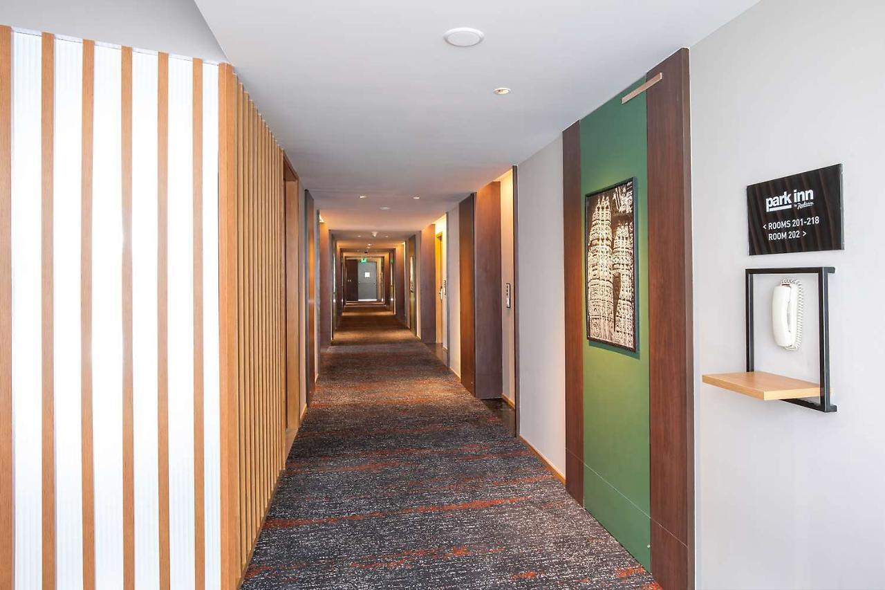 Park Inn By Radisson Gwalior Esterno foto