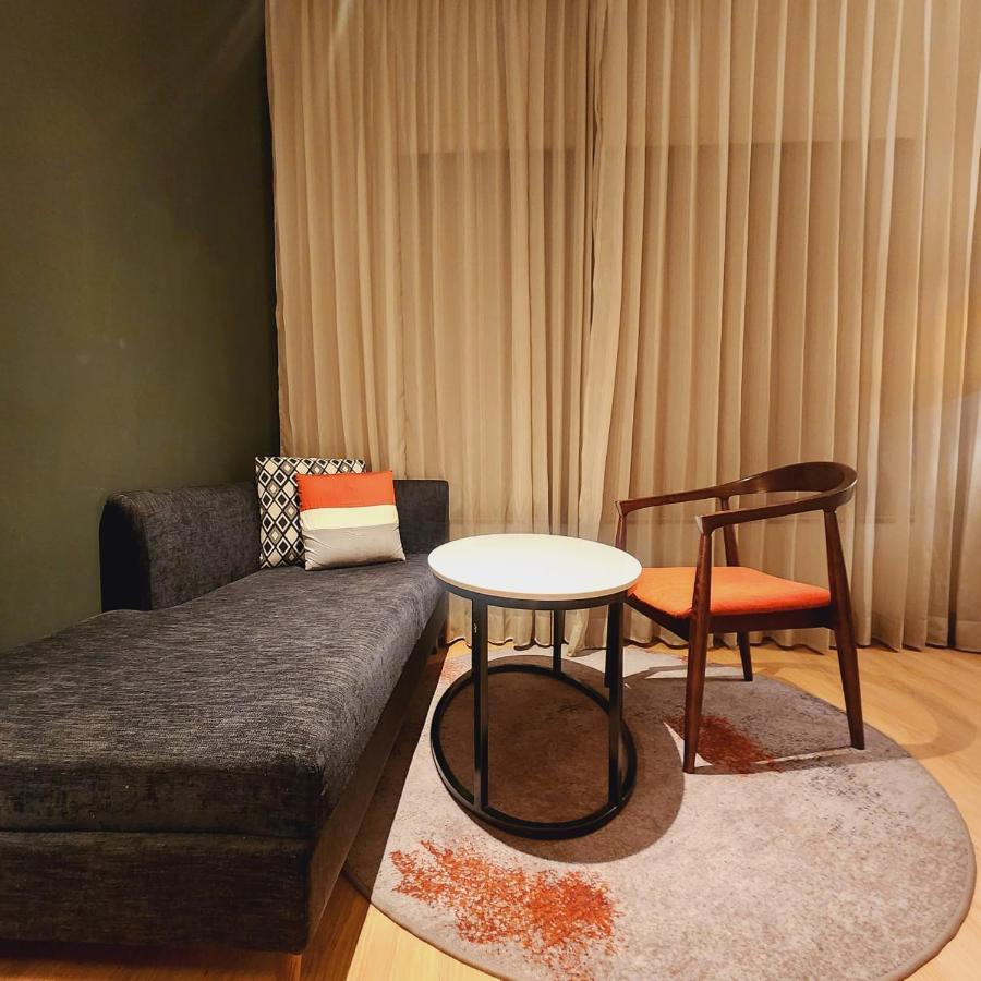 Park Inn By Radisson Gwalior Esterno foto