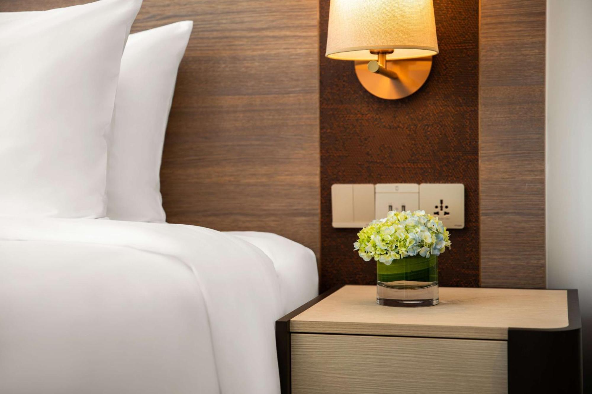 Park Inn By Radisson Gwalior Esterno foto